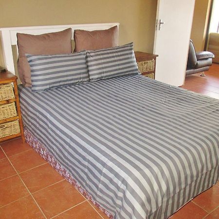 Villa Starfish Surf House Jeffreys Bay Esterno foto
